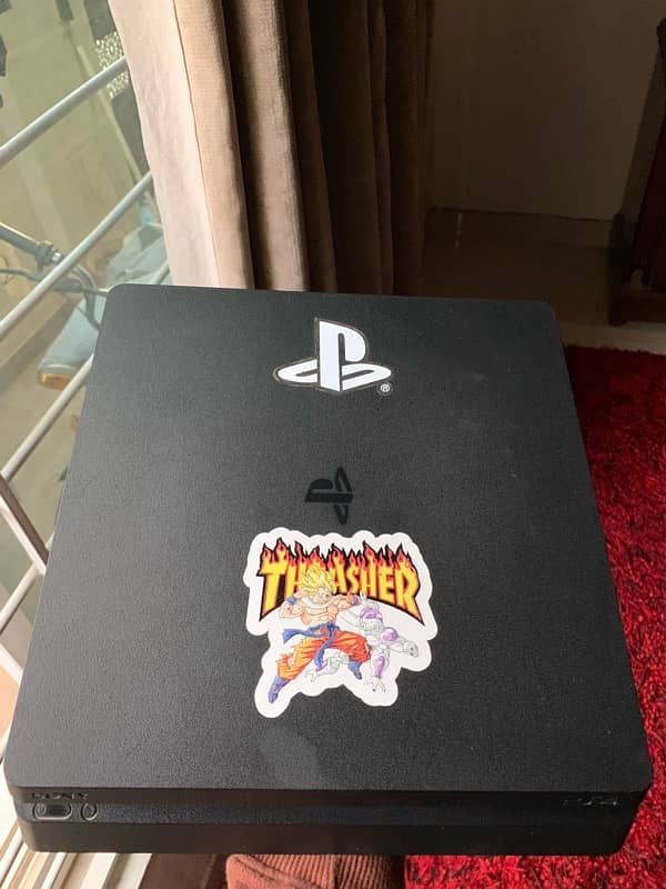 PlayStation 4 Slim 500 GB 6