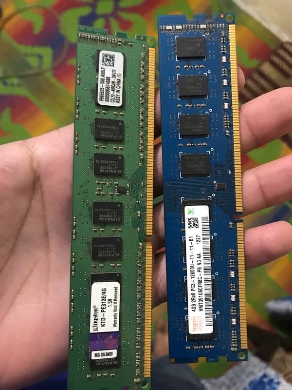 8GB RAM (4GB each) 0