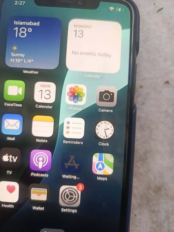 i phone 11 pro max PTA 0