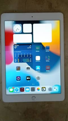 Apple Ipad Air 2 16GB, 32GB,10/10 with origianal charger Limited Stock