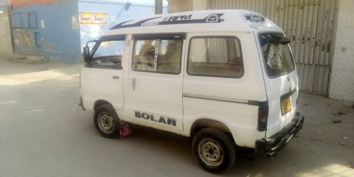 Suzuki Bolan 2011 1