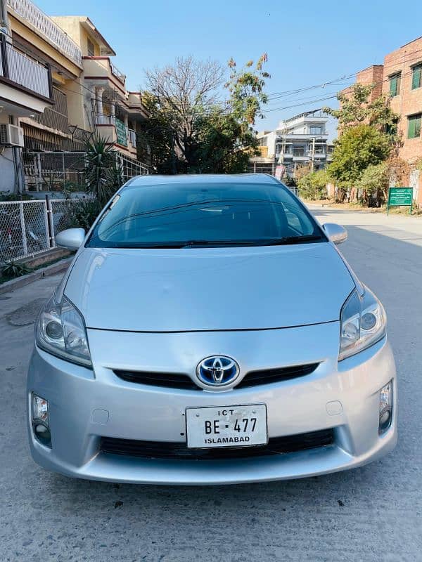 Toyota Prius 2011 3