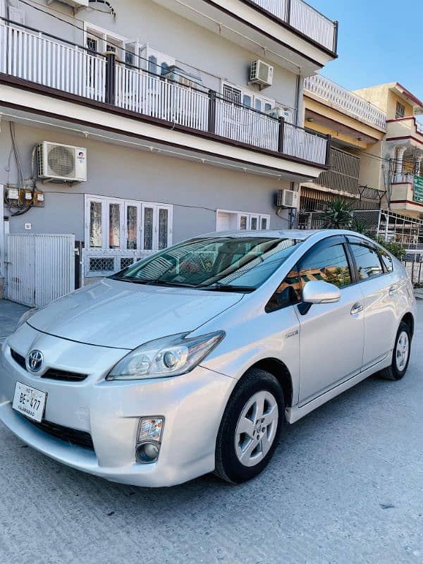 Toyota Prius 2011 5