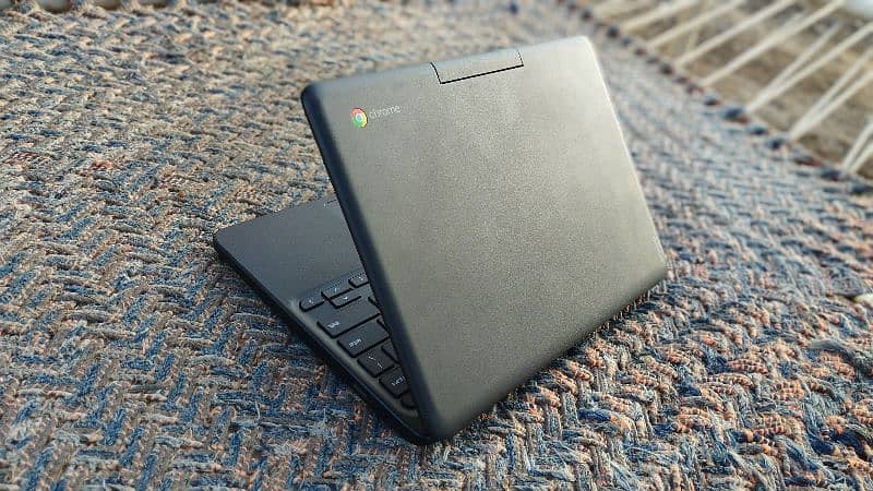 Lenovo Chromebook 32 Gb Memory 8 to 10 hours battery Backup 2