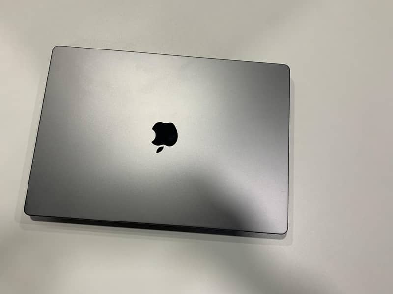 Apple MacBook Pro M1 1