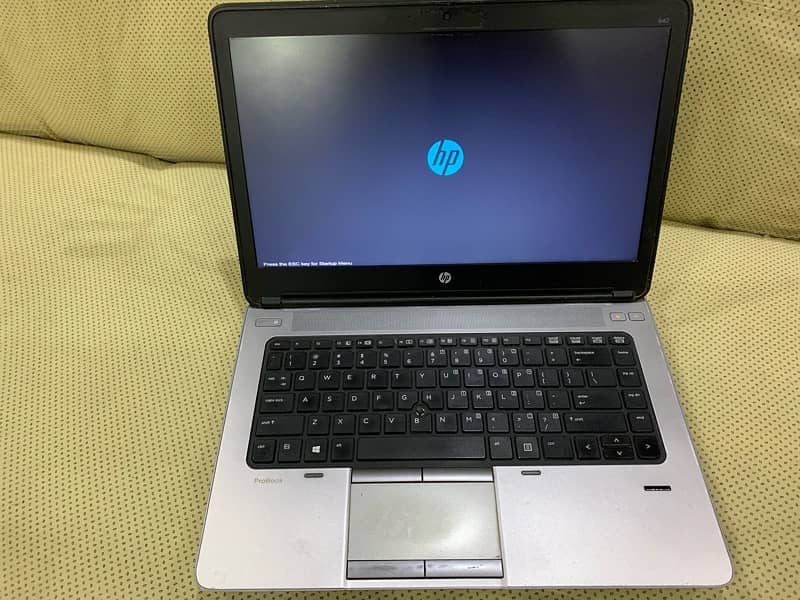 Hp 640 i3 4th generation 2