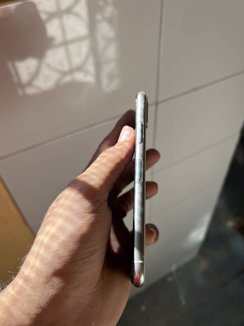 Iphone x 256gb pta approved 1