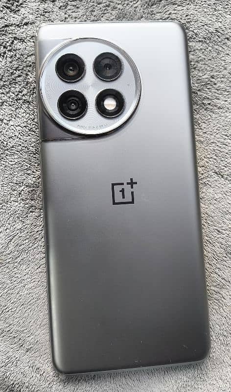 OnePlus ace 2 pro Non pta 24GB/1TB 10/10 sim time over 0