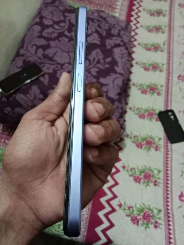 Vivo y17s urgent sale 4