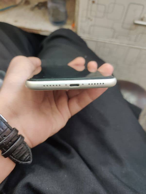 IPHONE 11 PTA APPROVED 2