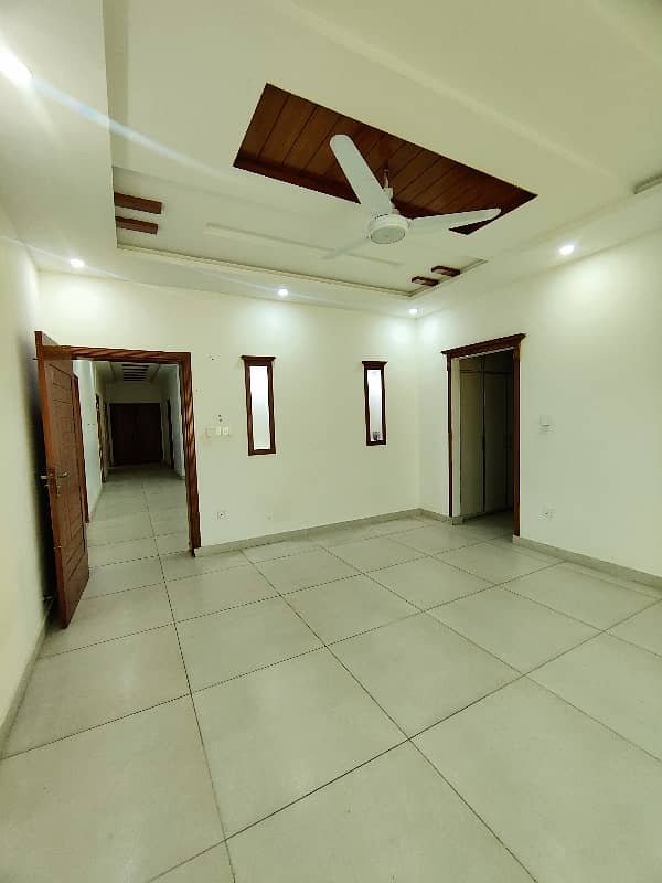 12 Marla Upper Portion House Available. For Rent in G-15 Islamabad. 3