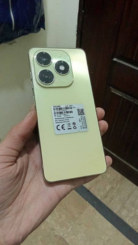 Tecno Spark 20 pro 5