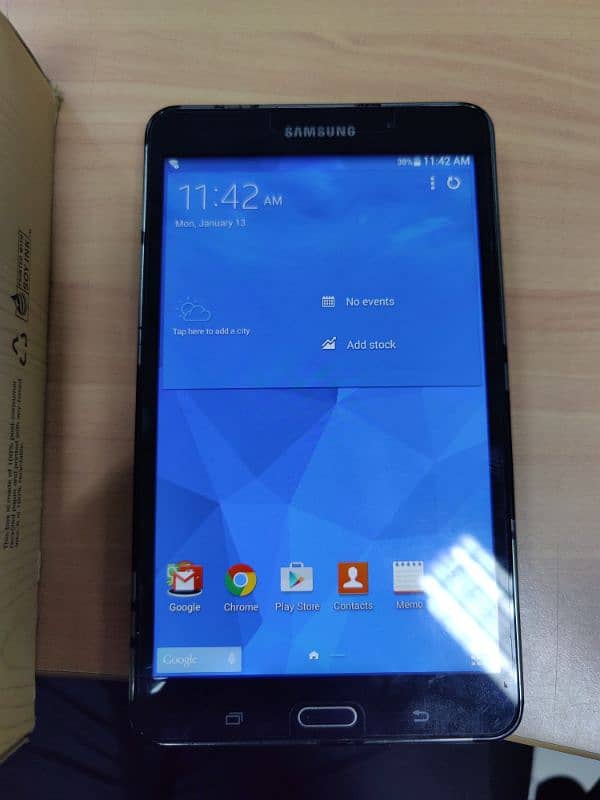 Samsung tab 4 8gb with (ssd card) 1