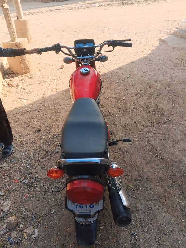 Honda cg 125 2020 model 21 rigester Karachi nomber call no 03476227019 6