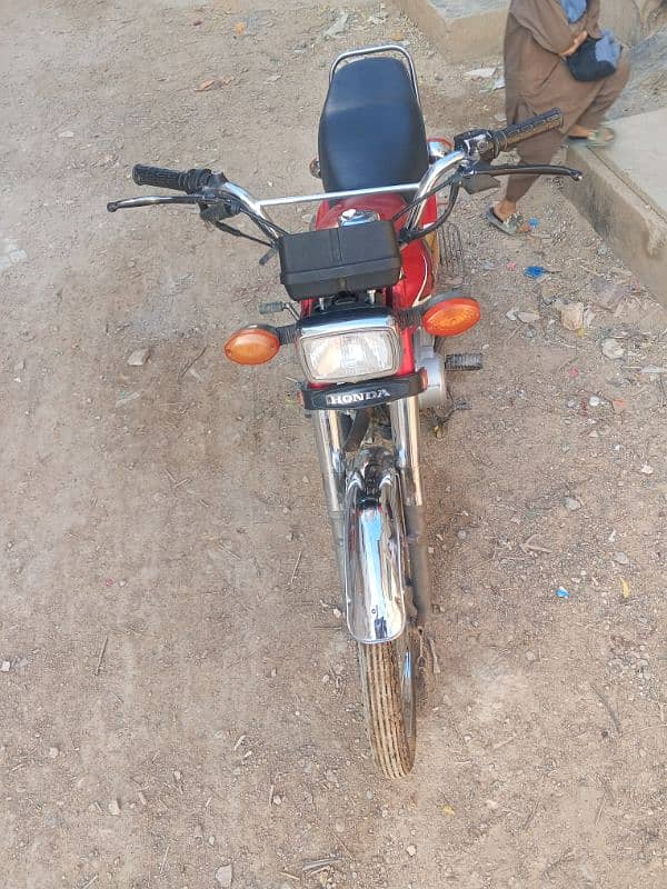 Honda cg 125 2020 model 21 rigester Karachi nomber call no 03476227019 8