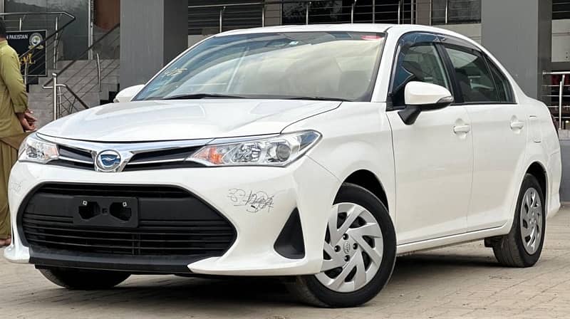 Toyota Corolla Axio 2021 18