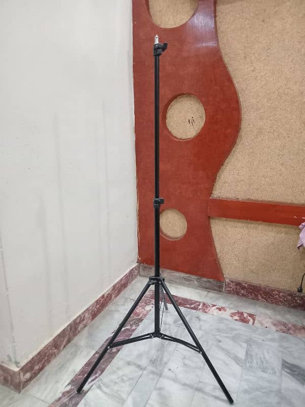 Ring light metal stand. |03069697340| 2