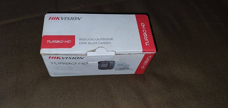 Hikvision Turbo HD Colour Camera 0