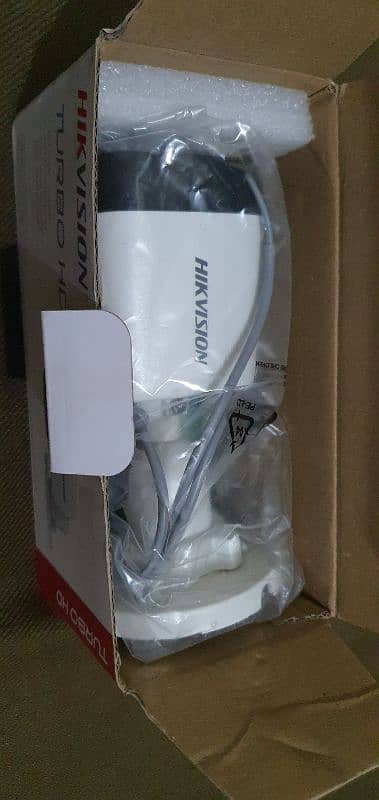 Hikvision Turbo HD Colour Camera 6