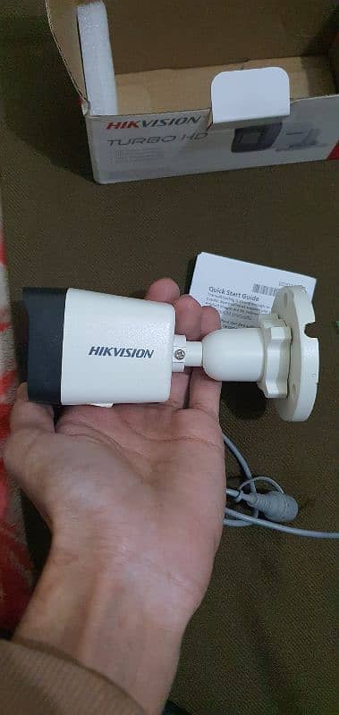 Hikvision Turbo HD Colour Camera 9