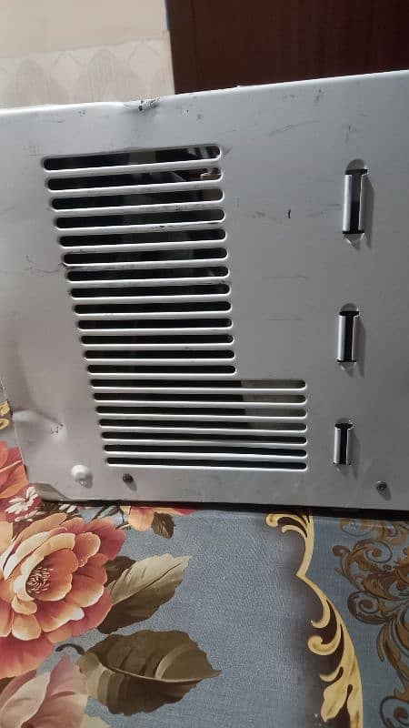 haier 1 10 volt ship ac (half ton ) 1