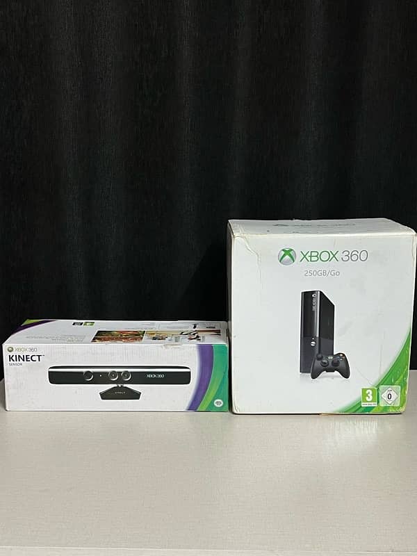 XBOX 360 E (Ultra Slim) with Original Accessories 1