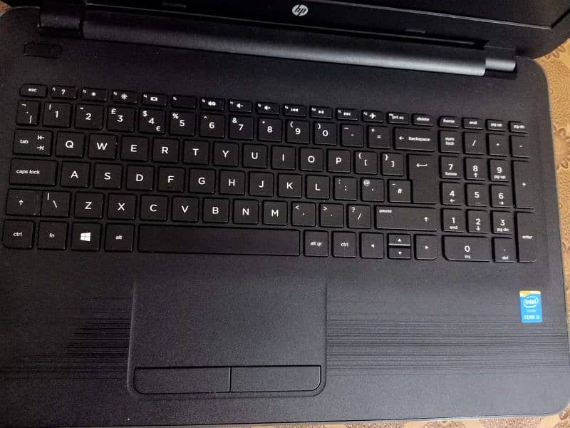 HP laptop 7