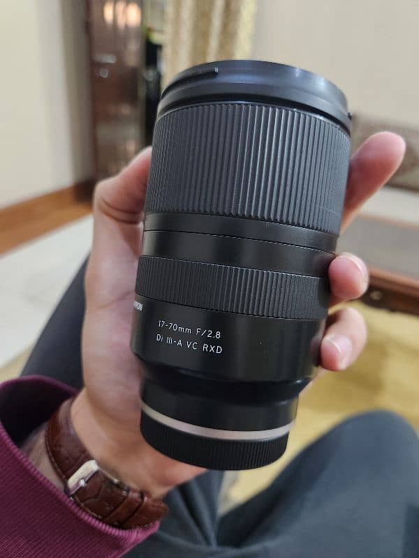 Tamron 17-70mm F2.8 with extra filters | Sony E-Mount Lens 6