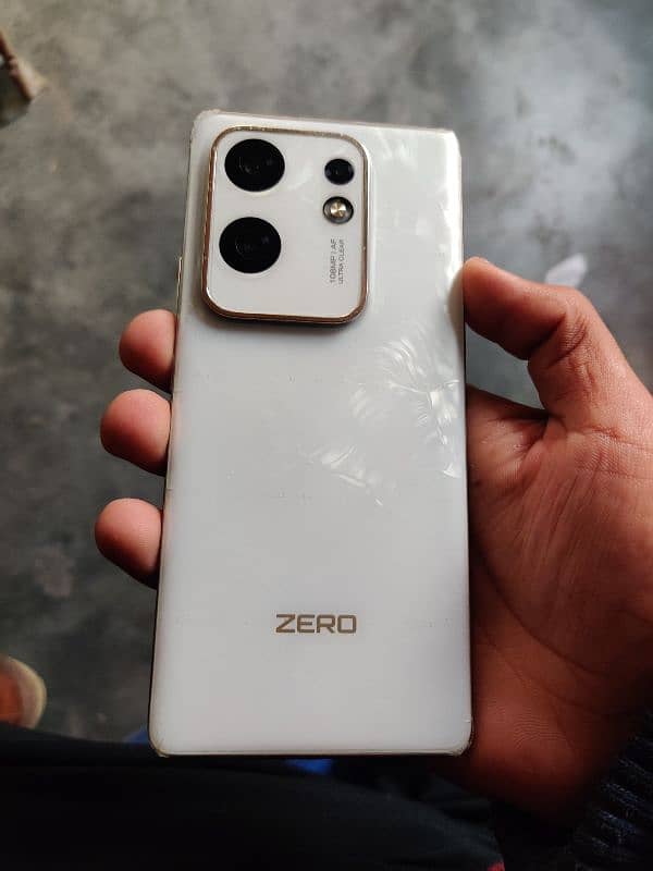 Infinix Zero 30 3