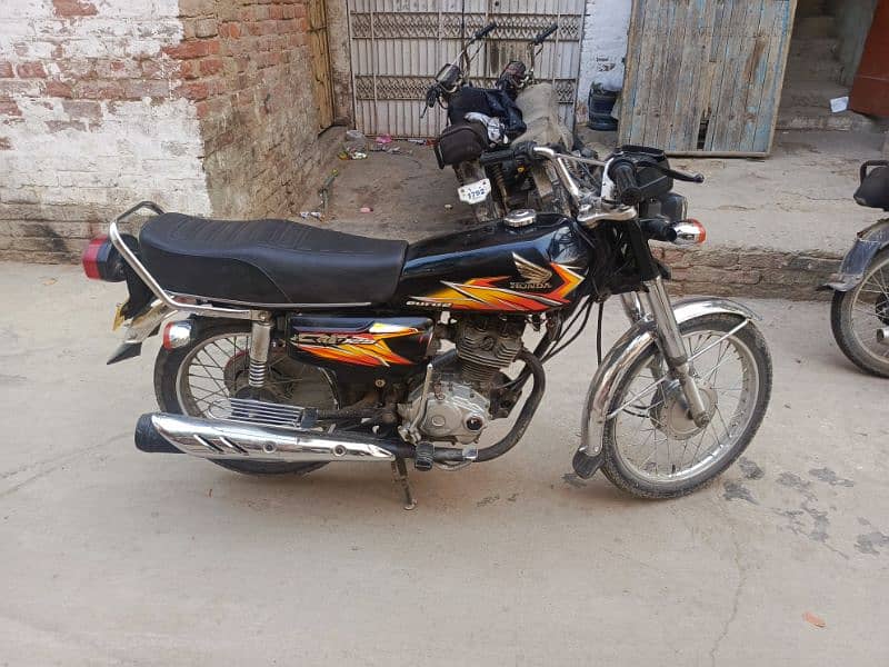 Honda 125 good condition hyd no 0