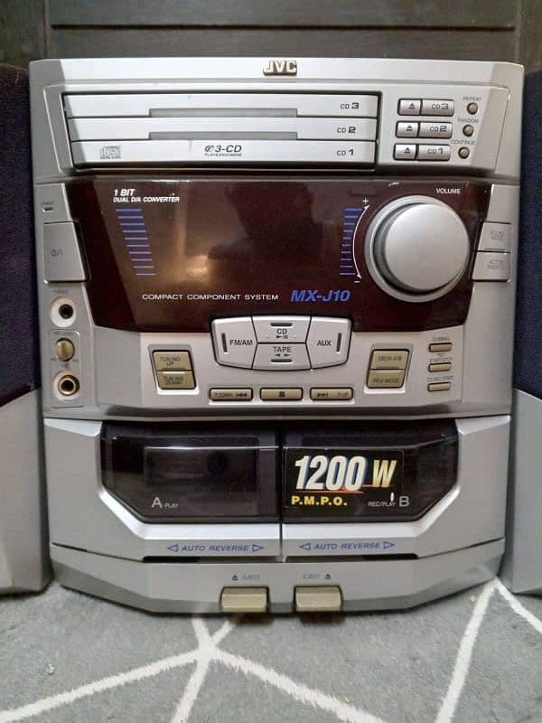 JVC Sound System 10/10 1200watts Japanese 6