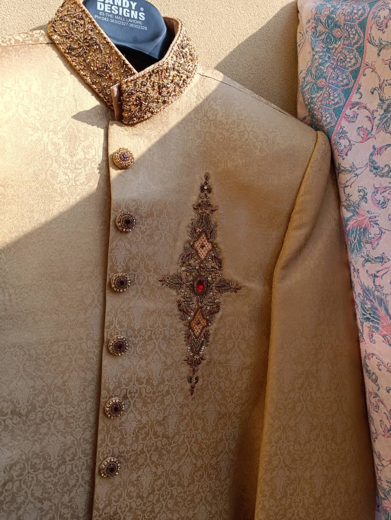 Mehroon and gold sherwani along with Kulla and khussa 9