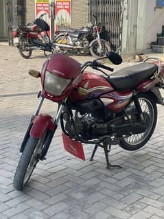 honda pridor 100 CC for sale total genuine seal pack engine 10/10