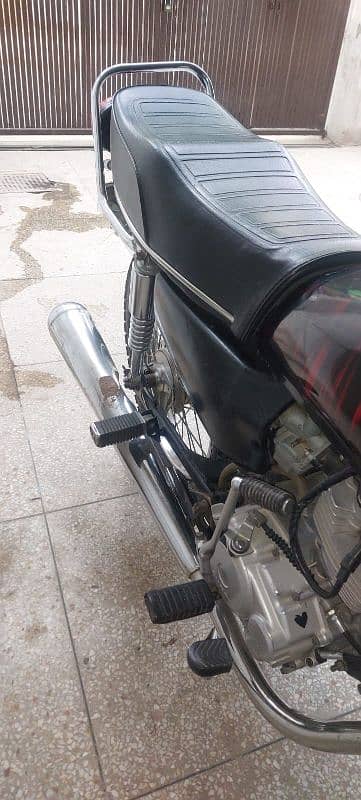 i want to sale  honda 125 3