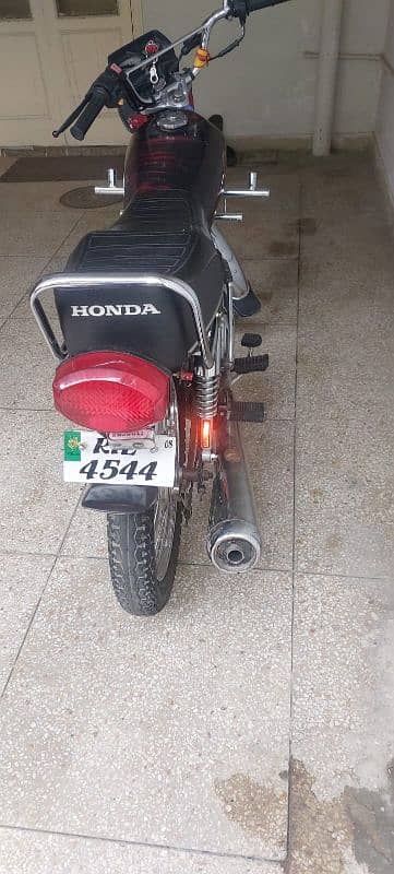 i want to sale  honda 125 4