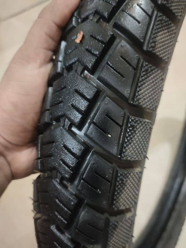 Suzuki 150 Gs Tyre 1