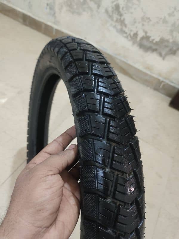 Suzuki 150 Gs Tyre 4