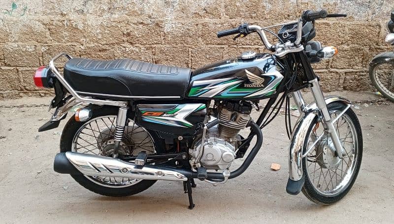 Honda CG 125 2023 First owner khi num 03100206928 1