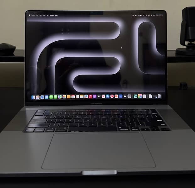 Macbook Pro i9 32GB ram 4GB Graphic Card, 16inch, 8-core and 512GB 2