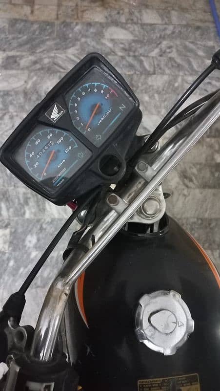 Honda CG 125 2015 model punjab number 3