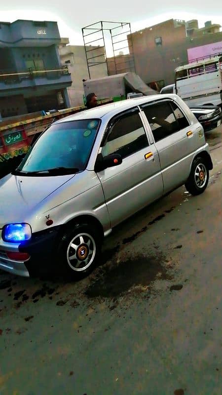 Mitsubishi Carisma 2000 6