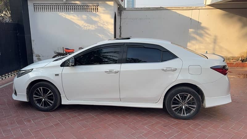 Toyota Corolla Altis Grande 2018 6