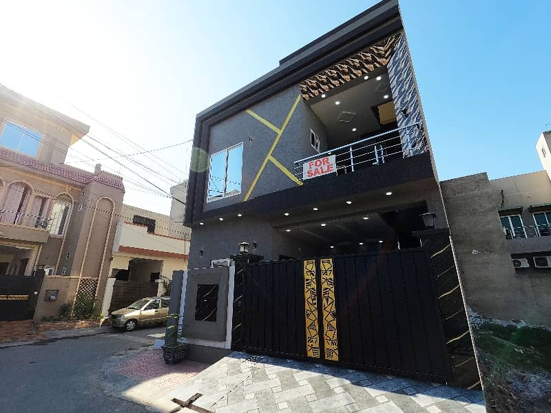 5 Marla House Is Available For Sale In Nasheman-e-Iqbal Phase 2 Block B Lahore 3