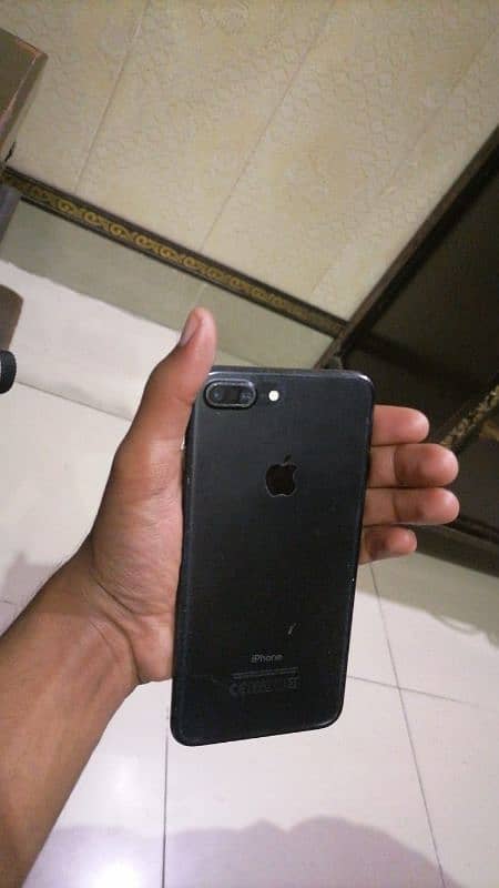 I phone 7 plus pta approve 32 Gb 1