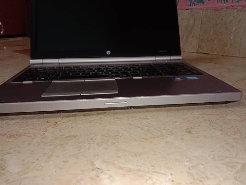 hp Elite book i5 3rd generation 8gb ram 1