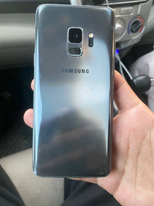 galaxy s9 128 GB 6