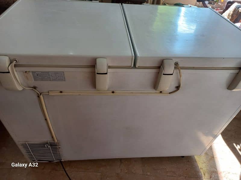 Haier Deep freezer (2 doors) 4