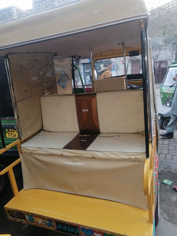 Taizratar 6 Seater open auto rickshaw 9