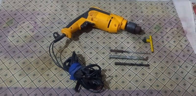 Heavy duty drill machine for sale in New condition with accessories. 1