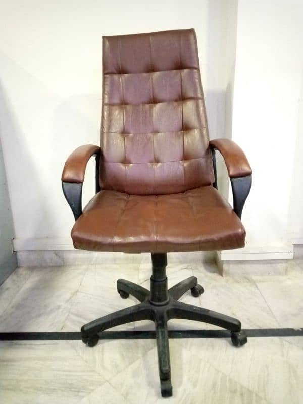 office executive chairs 1